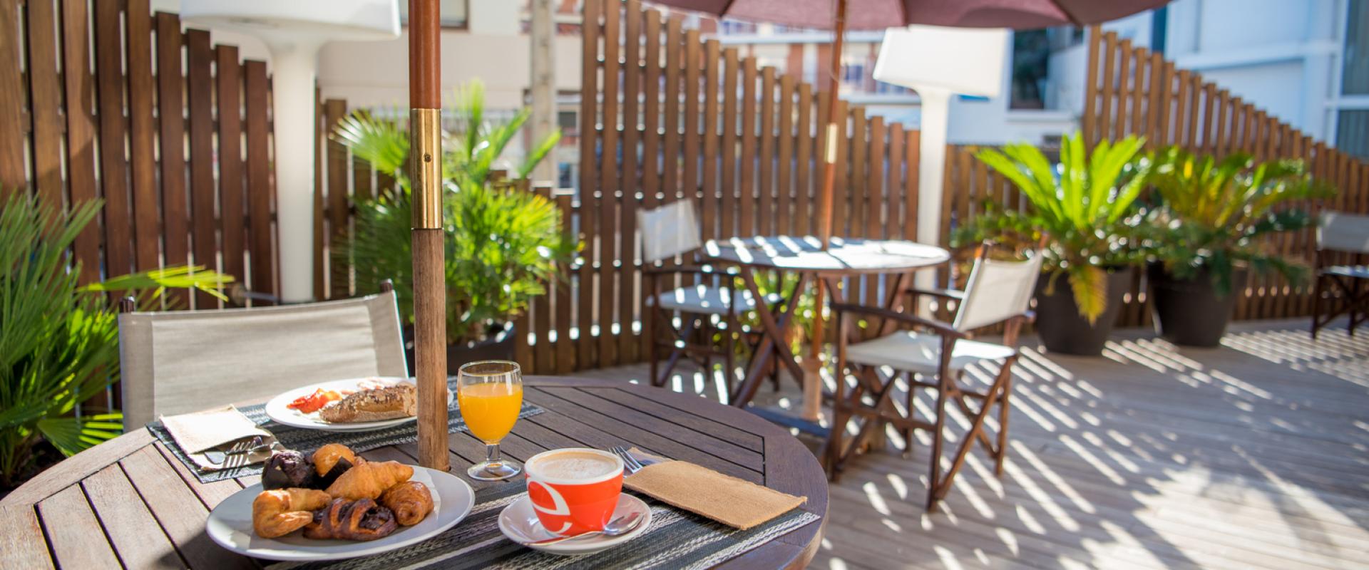 Benvinguts a l'Hotel Acacias Suites & Spa