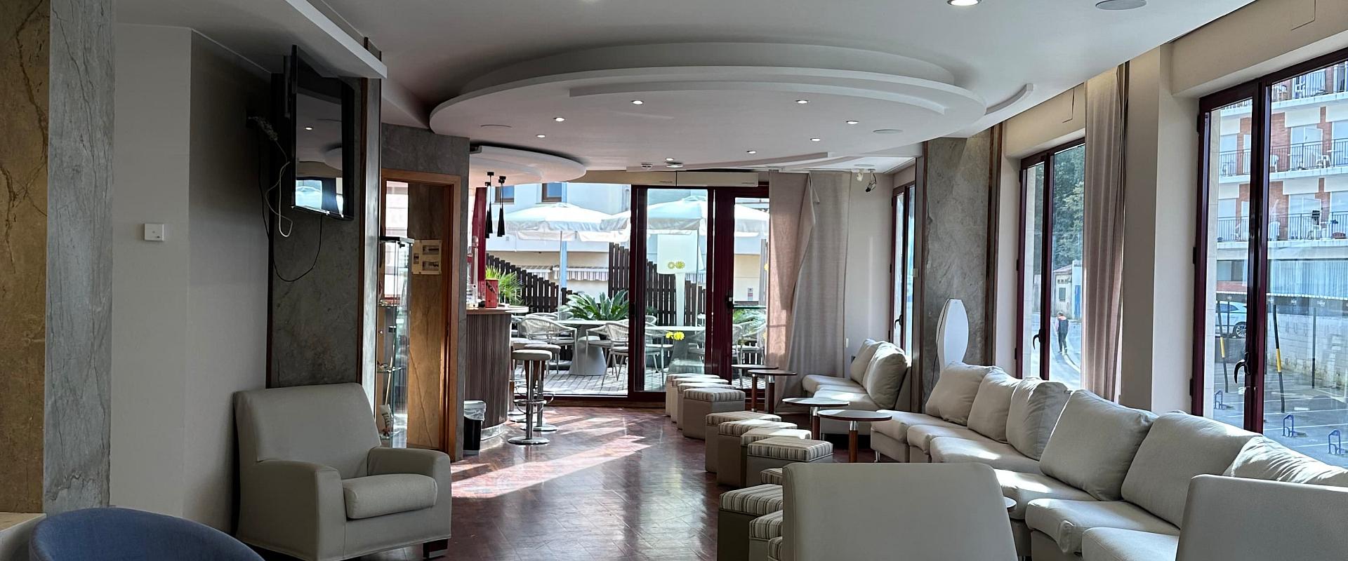 Bienvenue à l'Hotel Acacias Suites & Spa