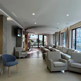 Bienvenue à l'Hotel Acacias Suites & Spa