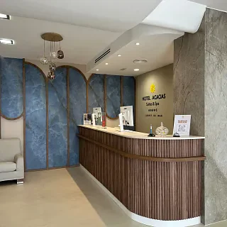Bienvenue à l'Hotel Acacias Suites & Spa