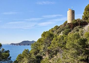 Descubre el Castell de Sant Joan: historia y las mejores vistas de Lloret de Mar