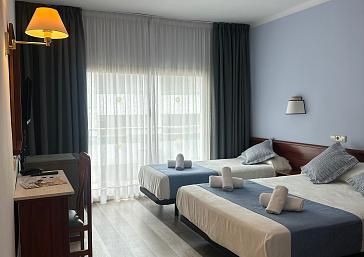 Habitació triple matrimonial