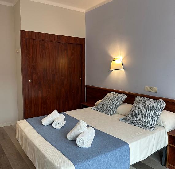 Double room for single use